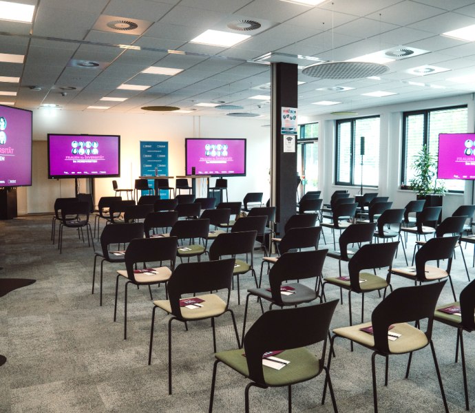NWZ Medienhaus Bestuhlung Seminarr&auml;ume