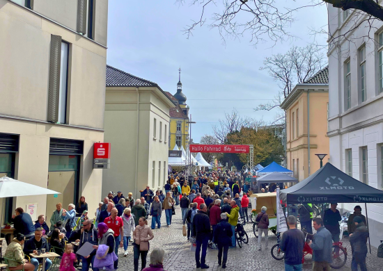 Hallo Fahrrad 2026 belebt die Innenstadt und den verkaufsoffenen Sonntag. 